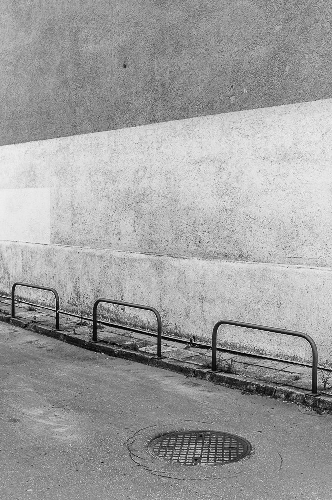Adam Mazek Photography minimalism Warsaw 2017. The Wall.