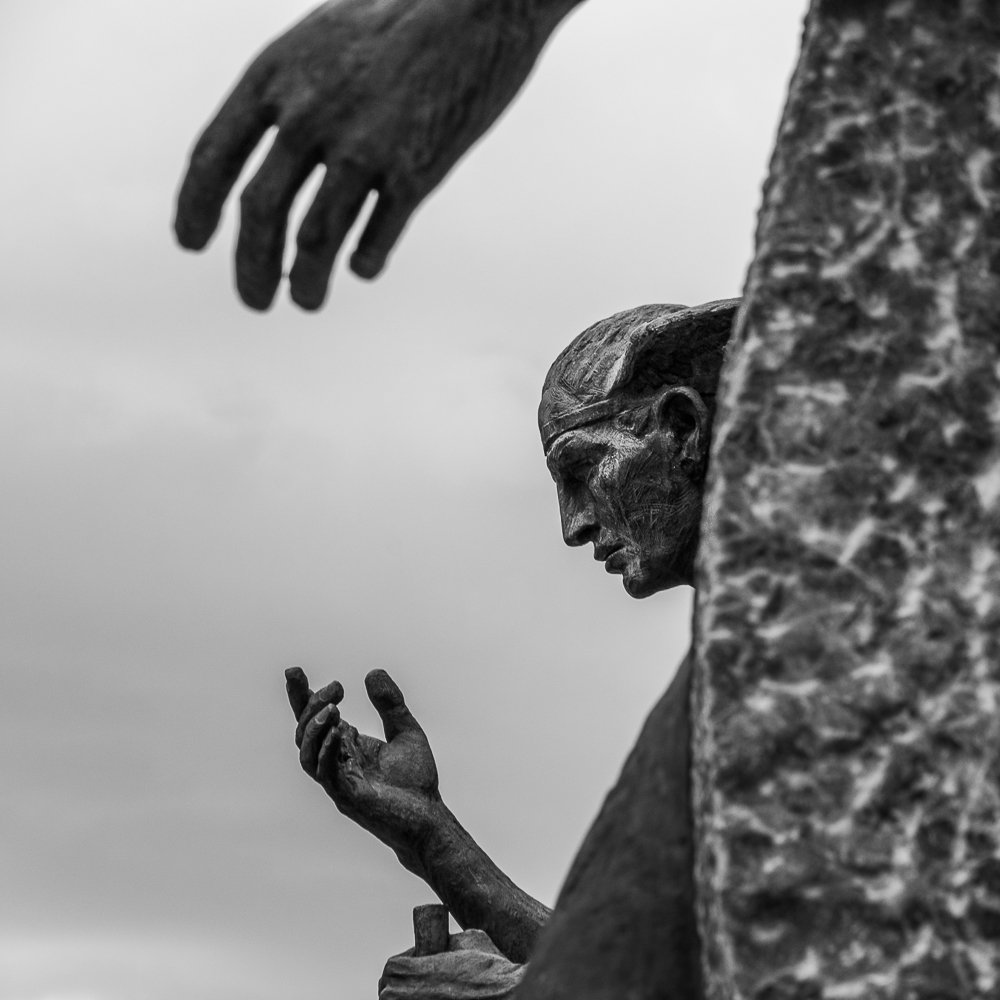 Adam Mazek Photography "Back to the past" Warsaw 2016. Hands. Inspired by Lem. Squre. Sculpture. Head.