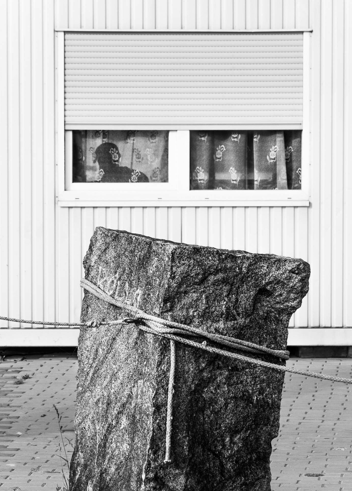 Adam Mazek Photography "street photography" Gdansk 2017. Stone.
