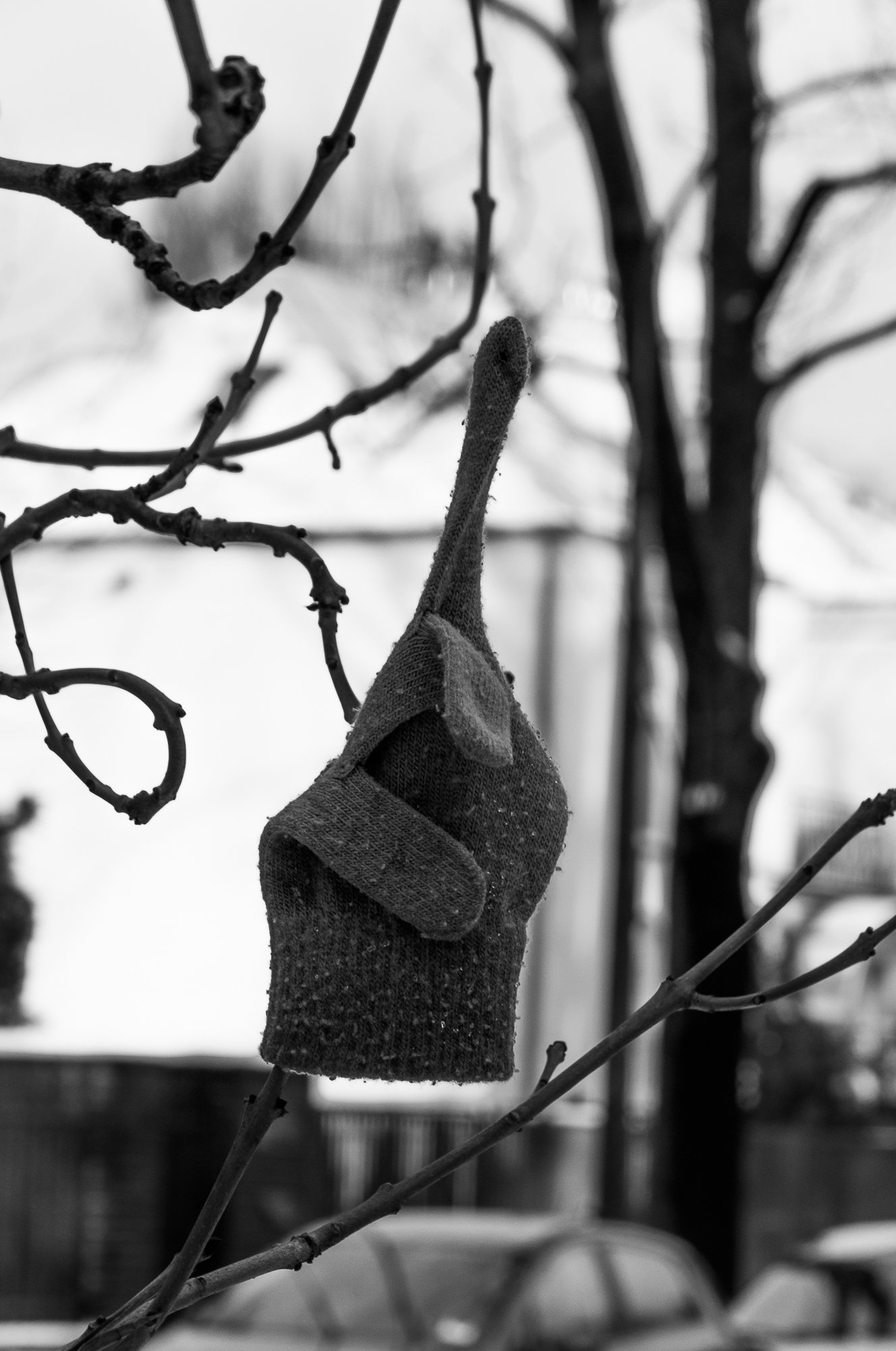 Adam Mazek Photography Warsaw 2018. Minimalism. Hand. Glove. Fu*k you.