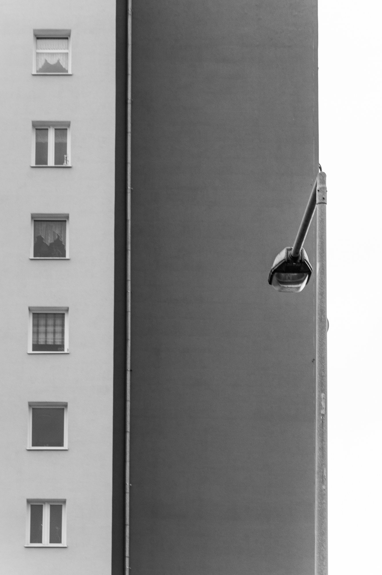 Adam Mazek Photography Warsaw 2017. Perspective. Blocks of flat. Minimalism. I am the Warsaw.