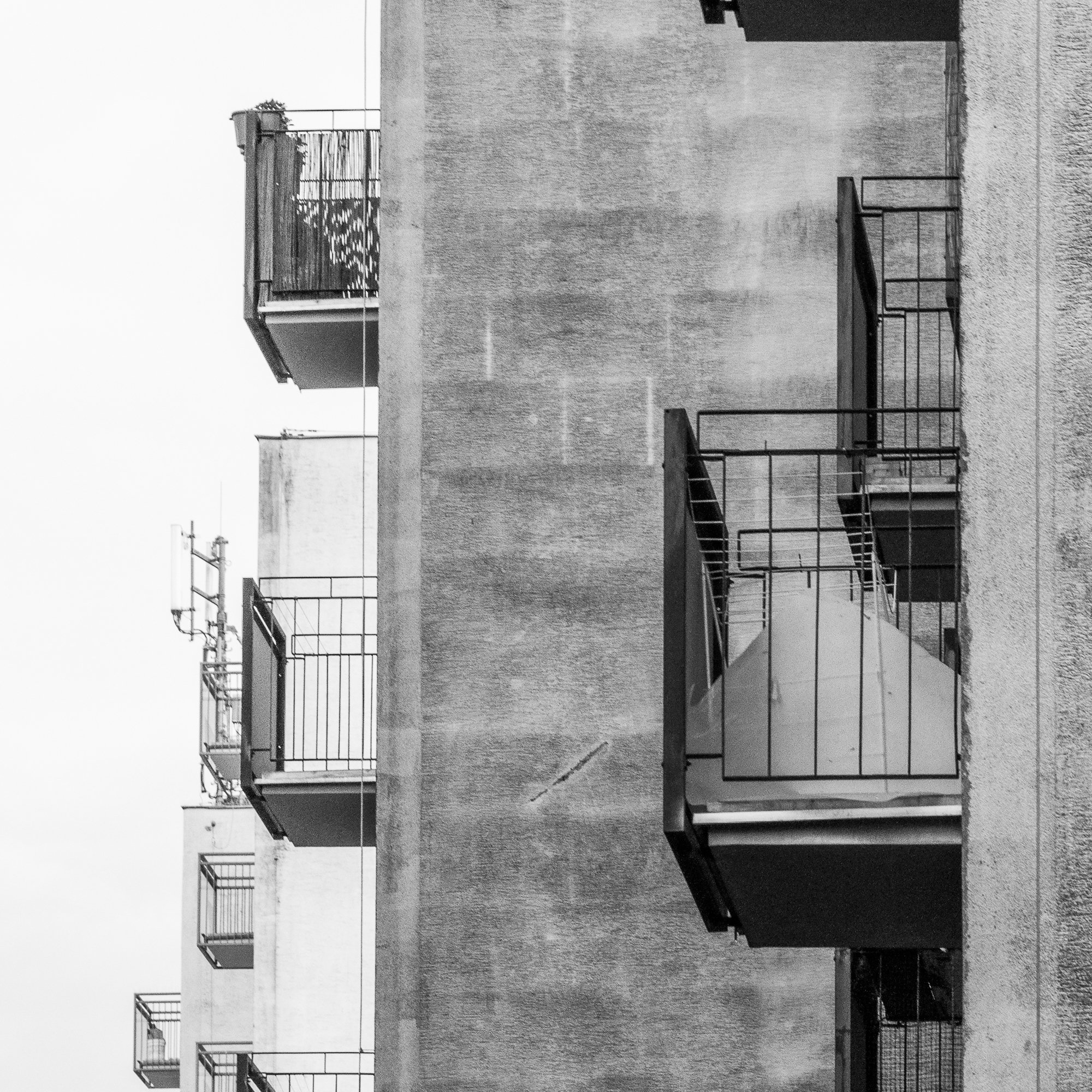 Adam Mazek Photography Warsaw 2018. Square. Perspective. Balconies.