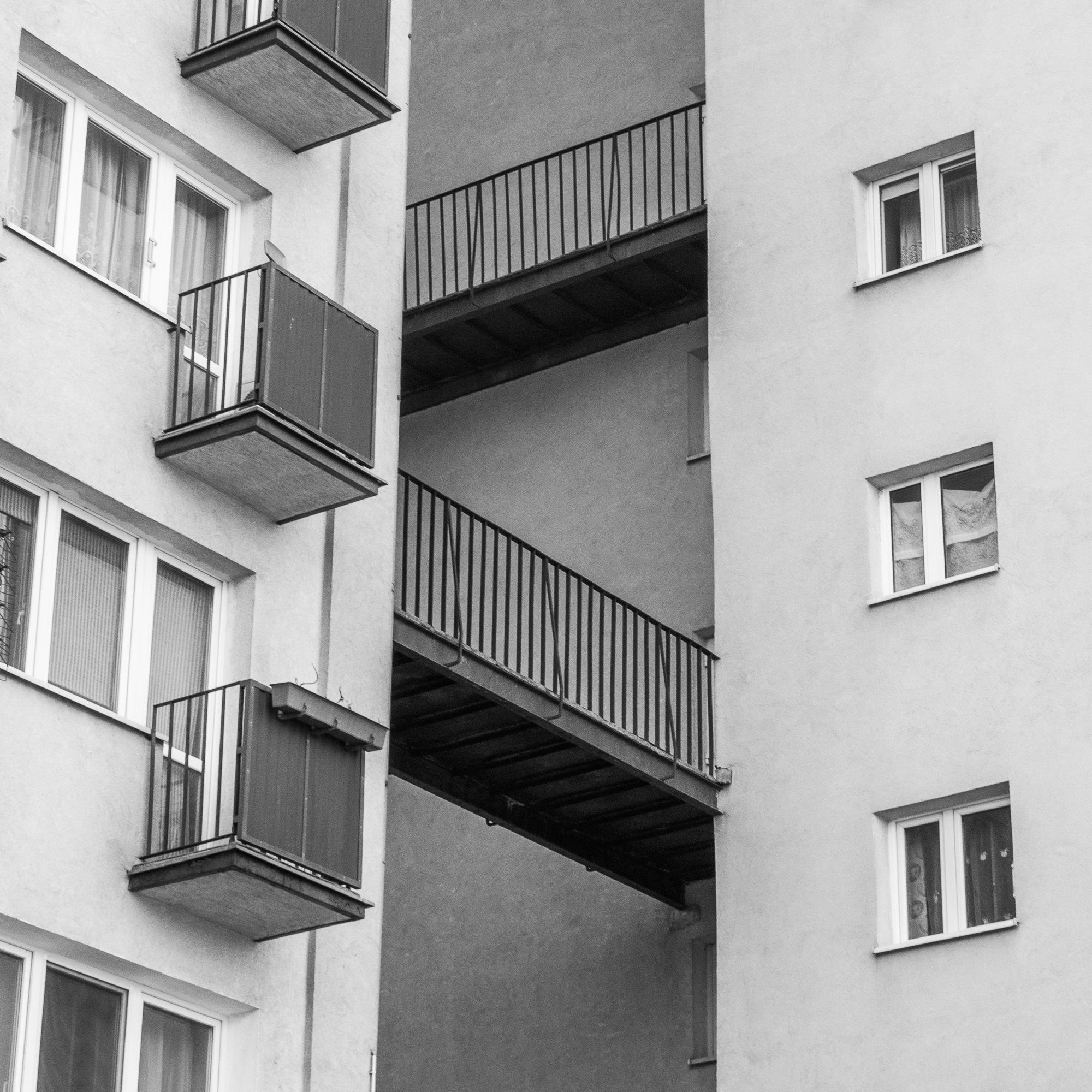 Adam Mazek Photography. Warsaw (Warszawa) 2017. M.C. Escher. Square. Perspective. Minimalism. Blocks of flats.