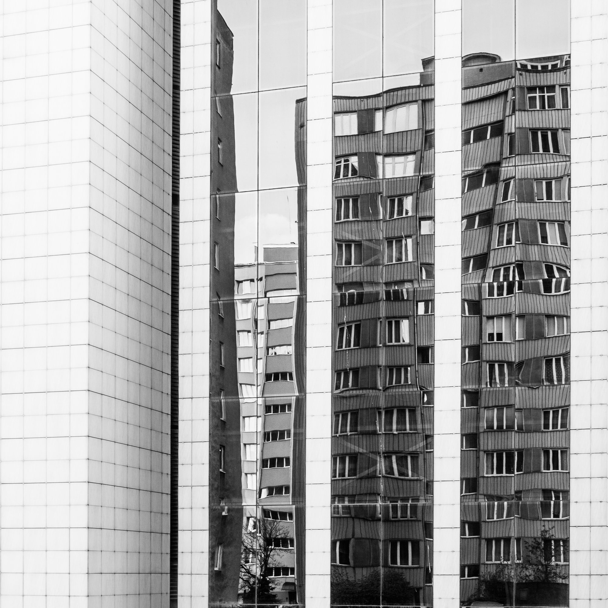 Adam Mazek Photography. Warsaw (Warszawa) 2017. M.C. Escher. Square. Blocks of flats. M.C. Escher.