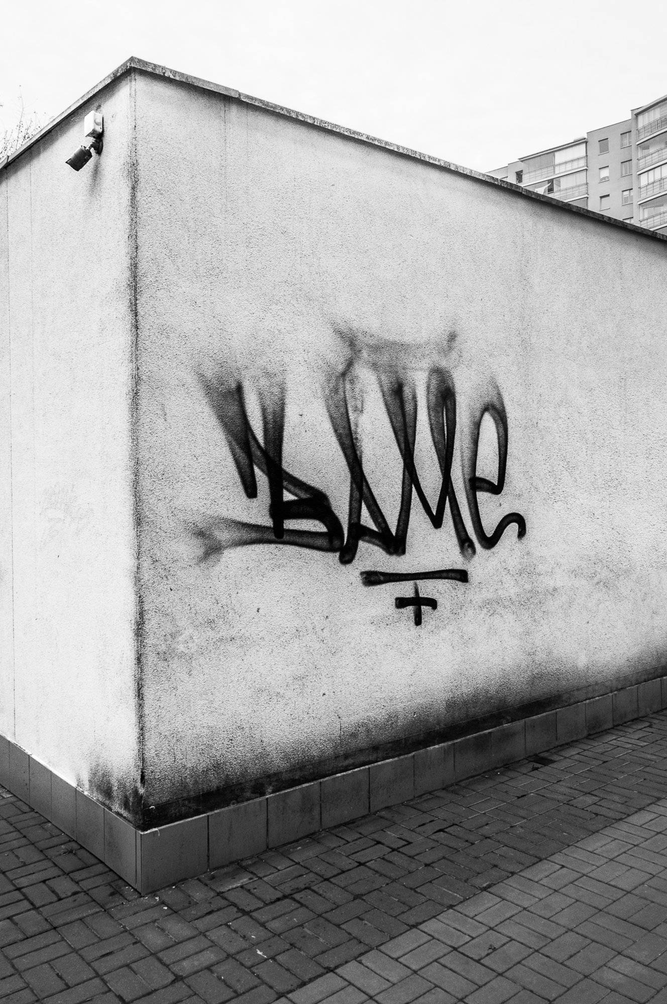 Adam Mazek Photography Warsaw (Warszawa) 2017. Post: "Virtual Reality." Graffiti. Minimalism.