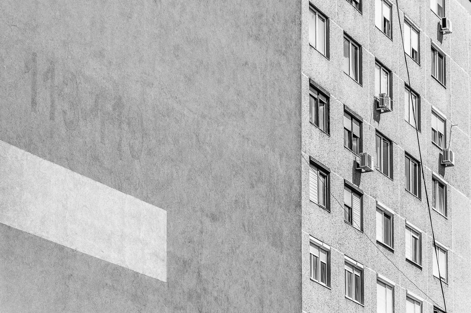 Adam Mazek Photography Budapest (Hungary) 2017. Post: "Limelight." Minimalism. Perspective.