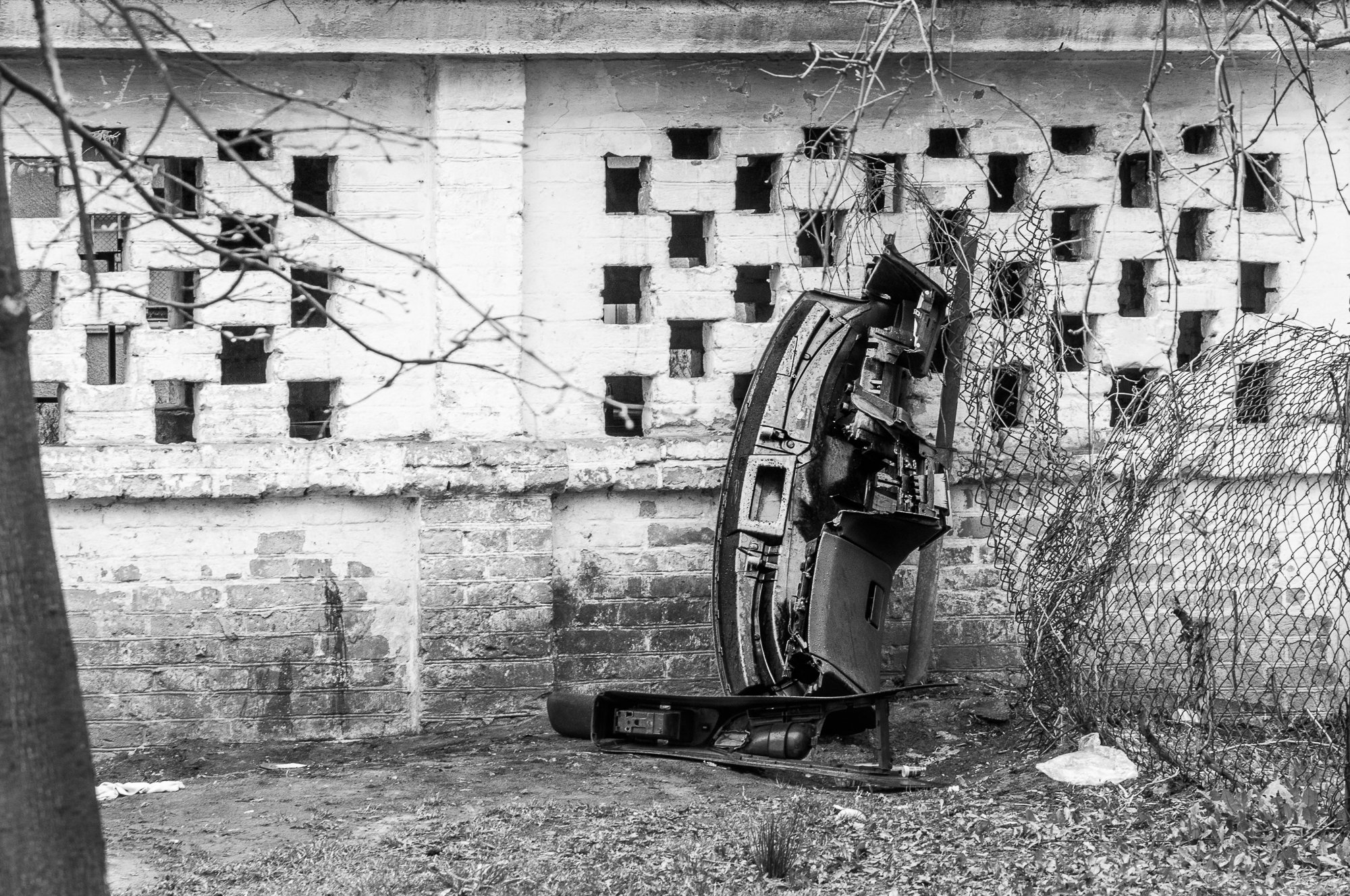 Adam Mazek Photography Warsaw (Warszawa) 2019. Post: "Limelight." Minimalism. Transformers.
