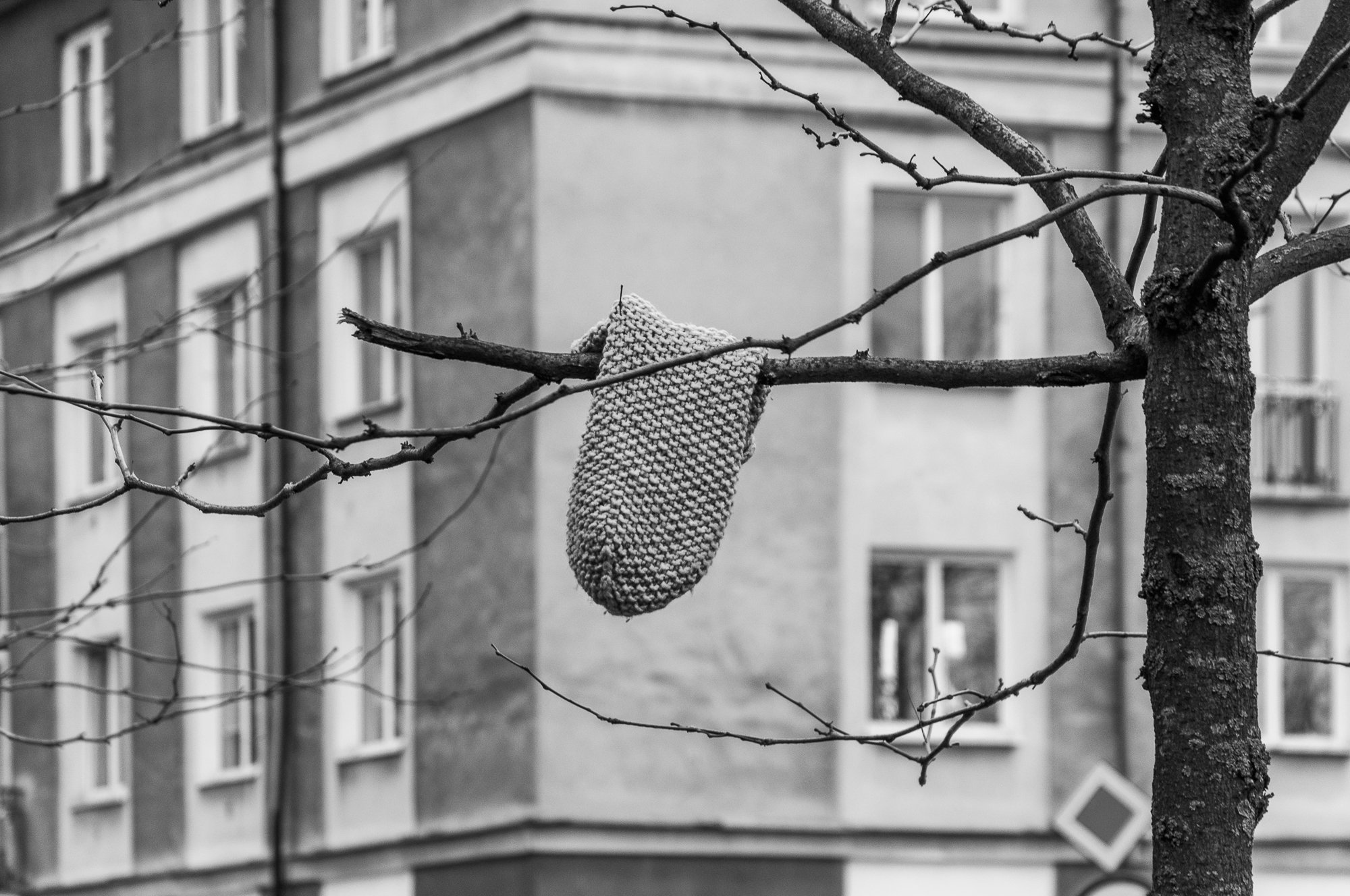 Adam Mazek Photography Warsaw (Warszawa) 2020. Post: "Space garbage." Minimalism. Gloves.