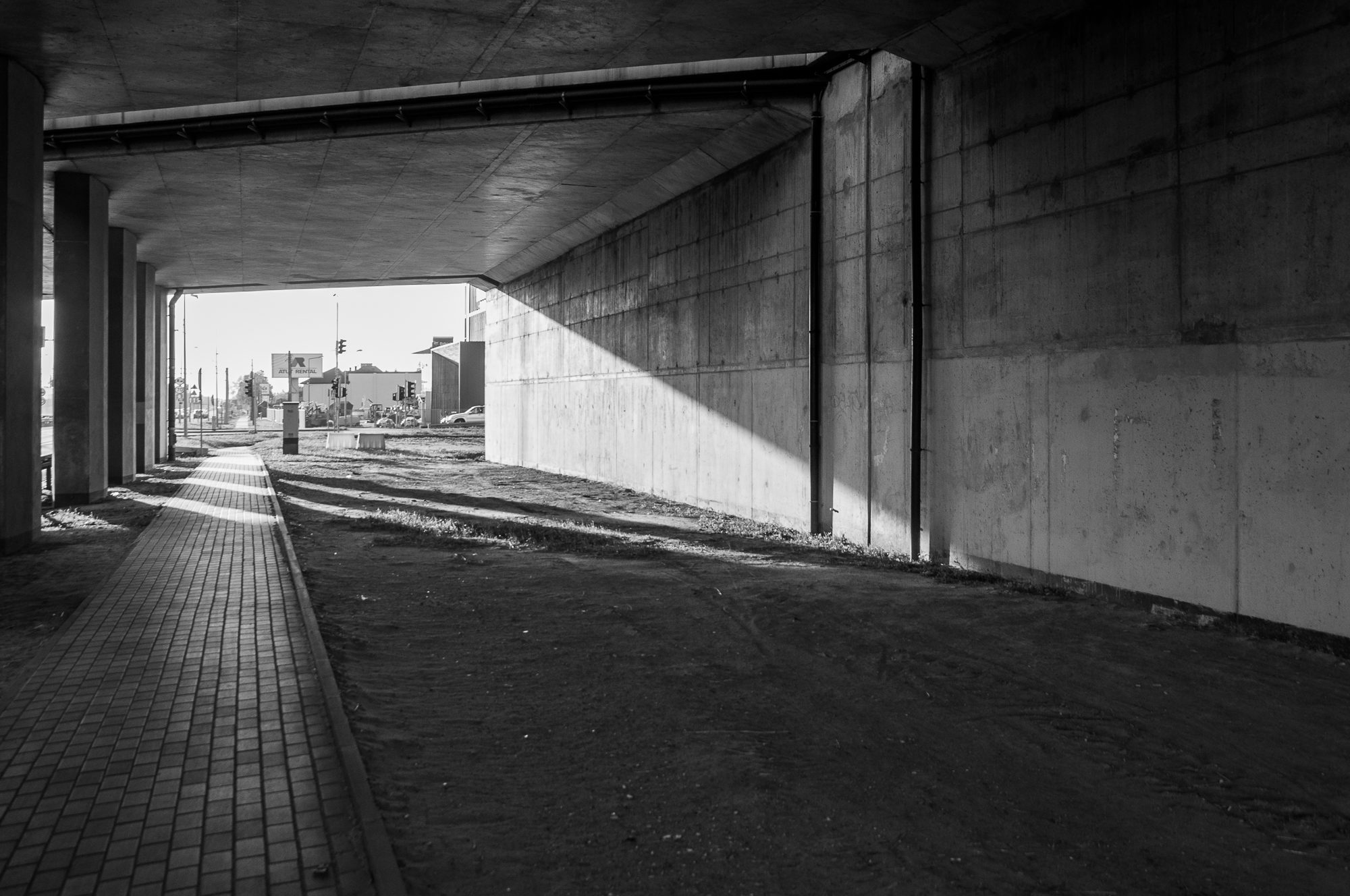 Adam Mazek Photography 2021. Warsaw Street Photography. Post: "A Photographic Odyssey." Minimalism. Tunnel.