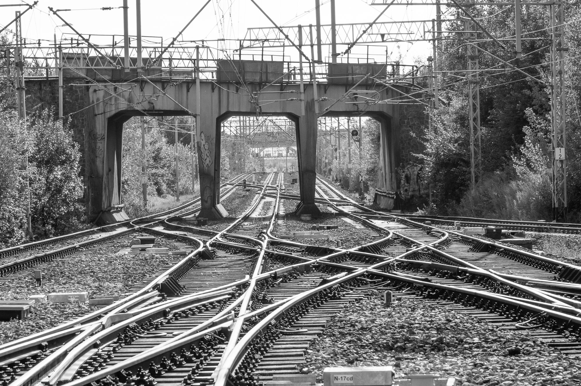 Adam Mazek Photography 2021. Warsaw Street Photography. Post: "A Photographic Odyssey." Minimalism. Railways.
